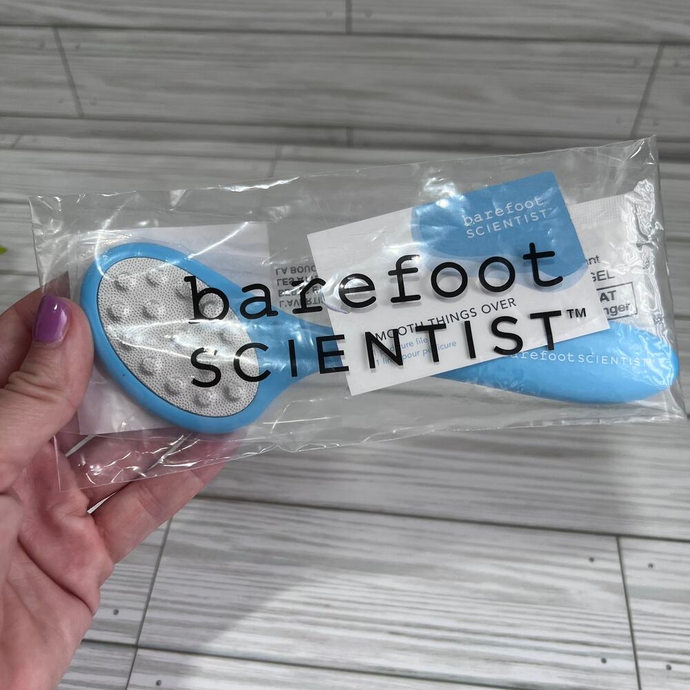 NEW Barefoot Scientist 'Smooth Things Over' Dual-Sided Pedicure Foot File - Picture 6 of 7